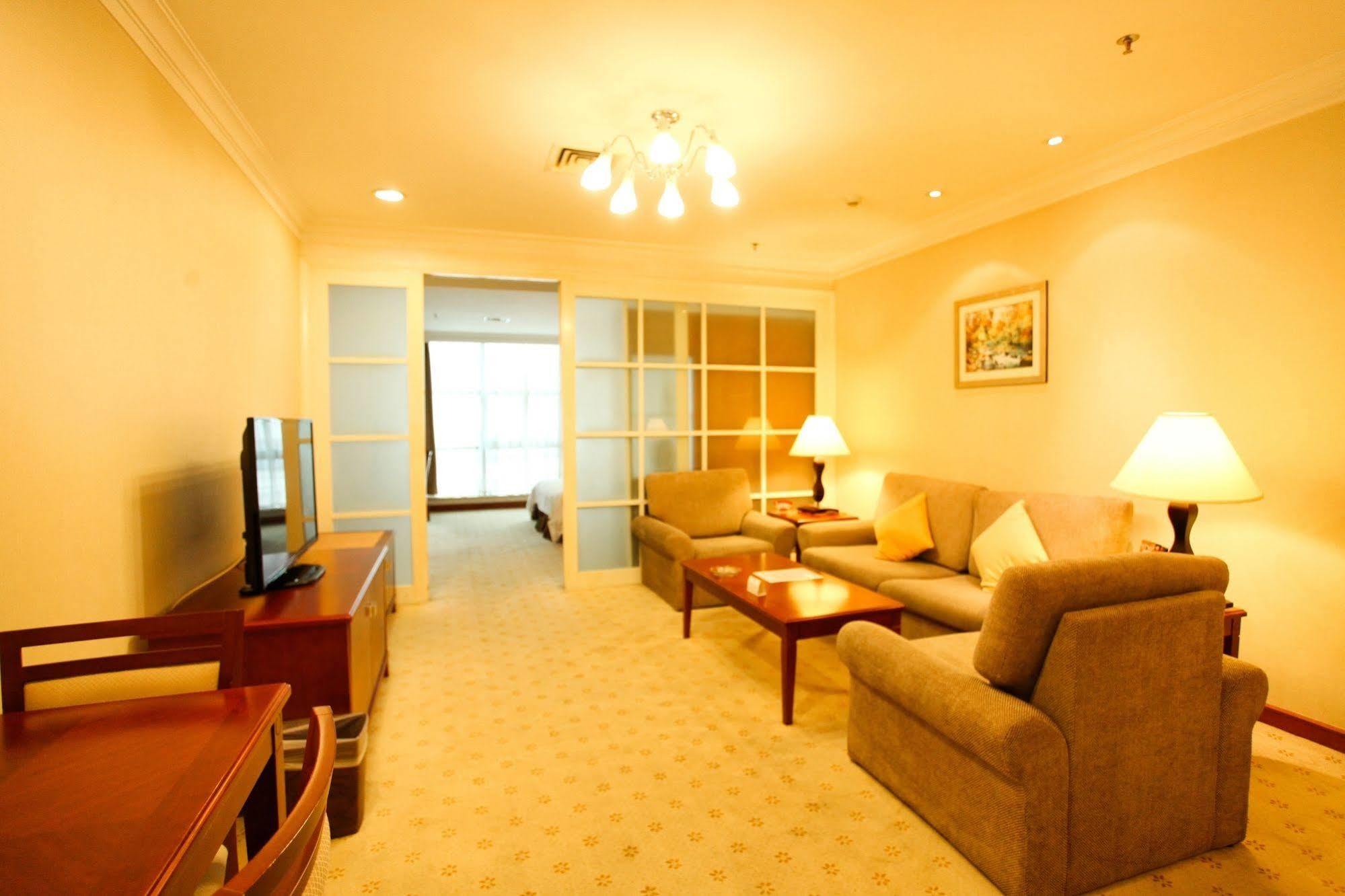 Shenzhen Dongmen Metropark Suites Hotel Zewnętrze zdjęcie
